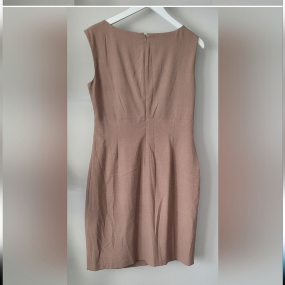 2 for $75 - Jones & Co Women’s Size 14 Brown Sleeveless Dress with Front Ruffle - Picture 2 of 2